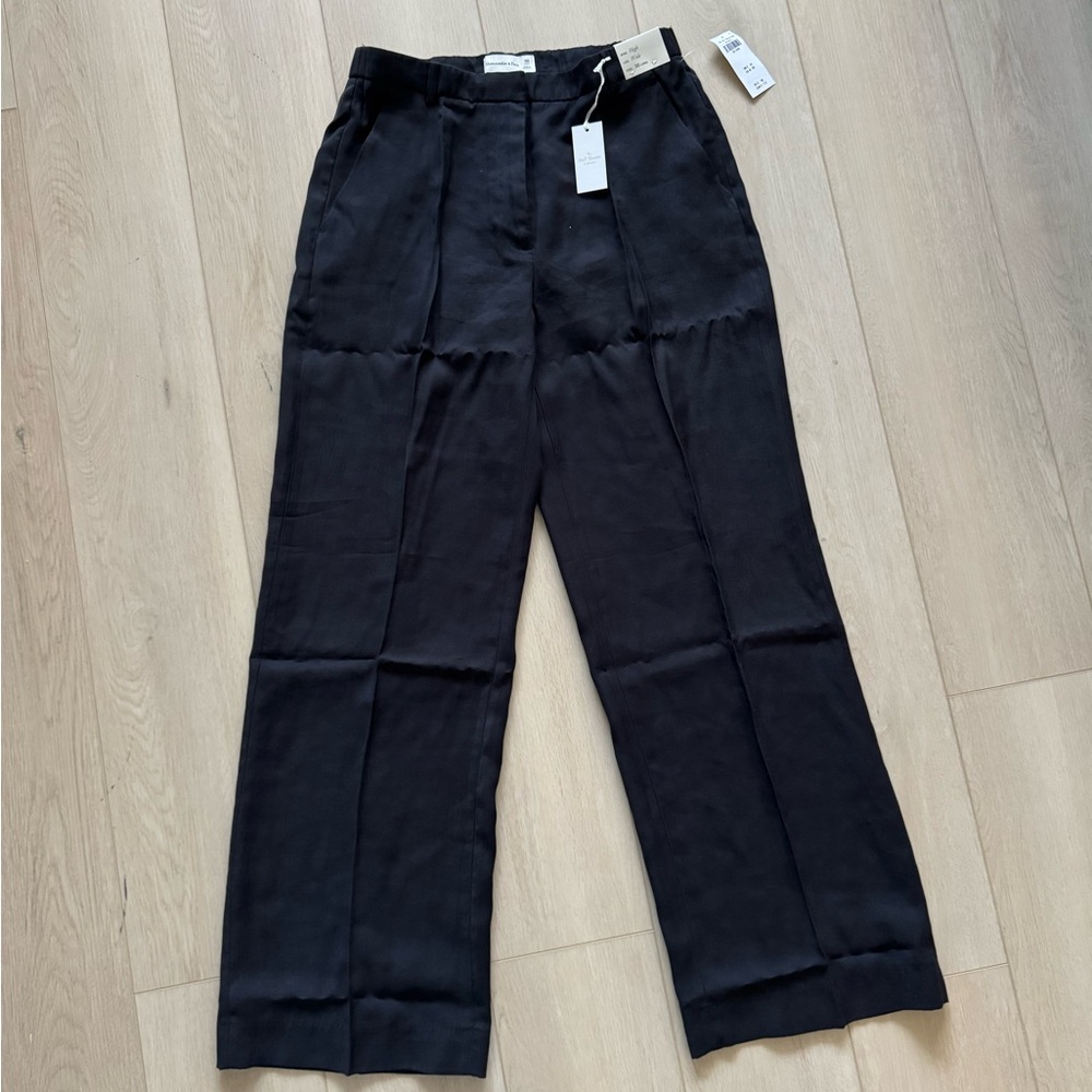 Drapey Tailored Wide-Leg Trousers
